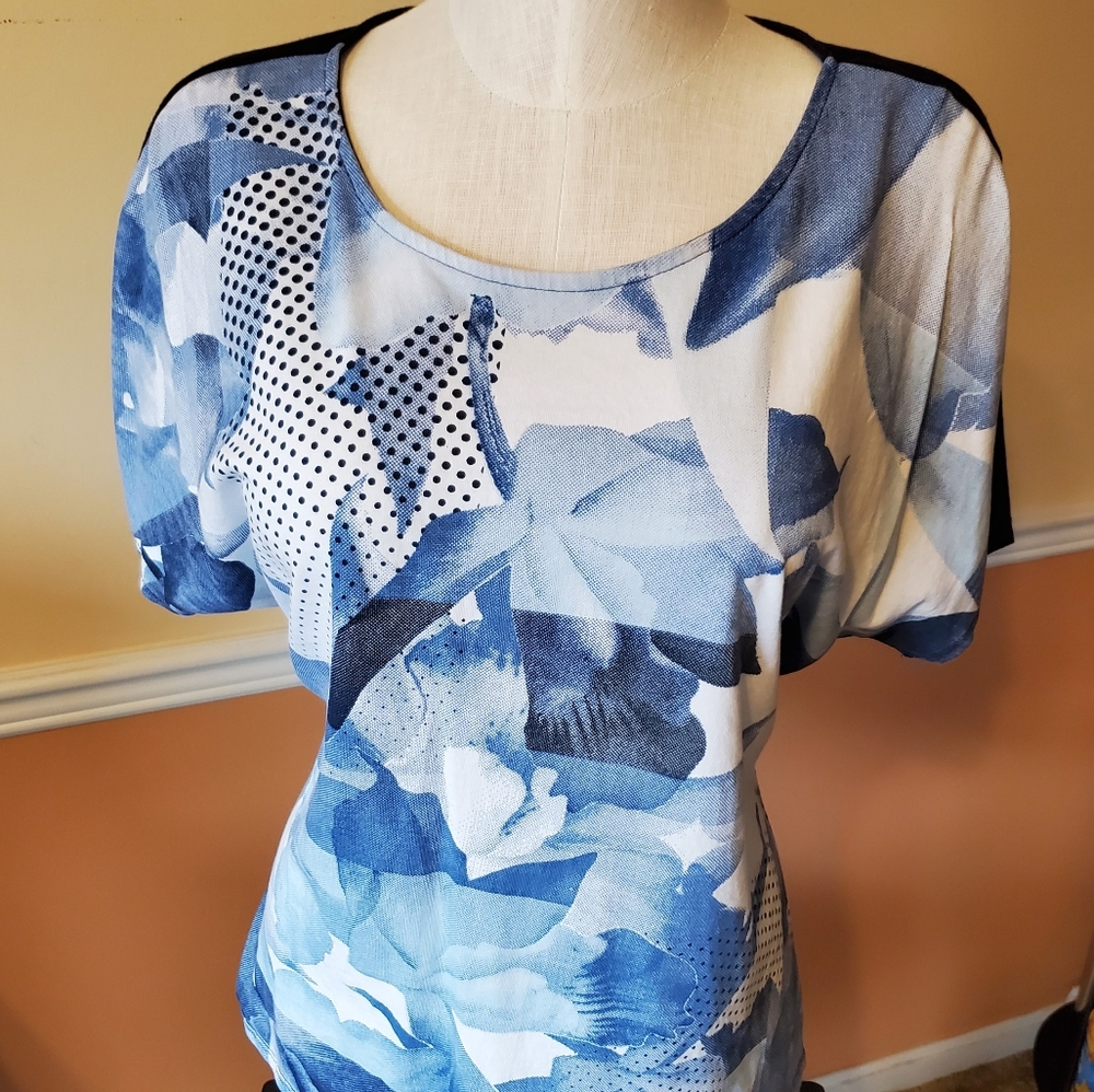 Chico's Denim Blues Scoop neck tee